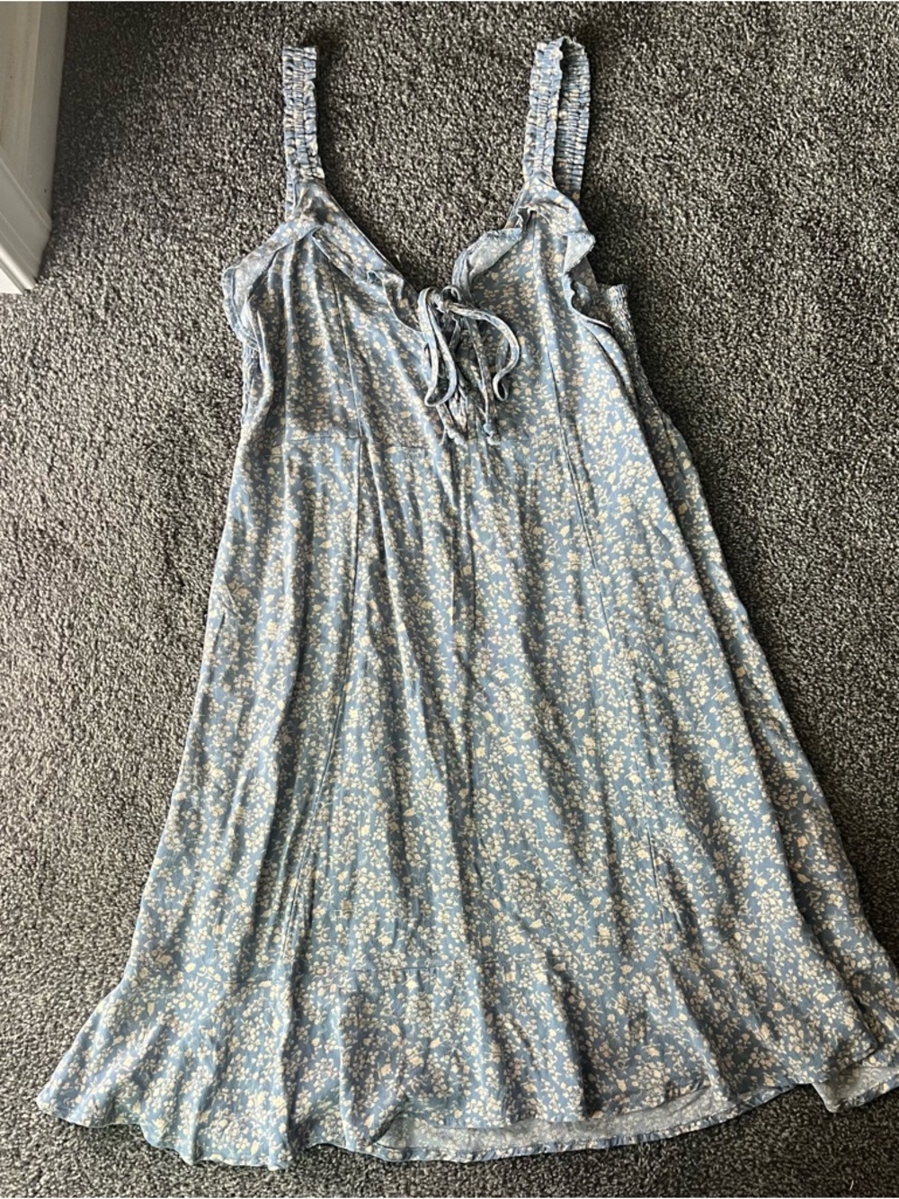 American Eagle Outfitters Blue Floral Sundress with Tie Detail